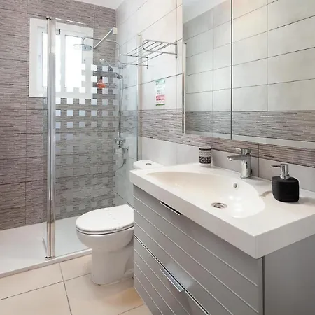 Las Palmas 5b Oasis Nerja