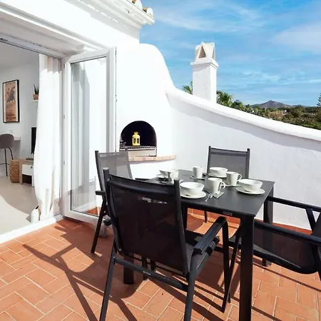 Las Palmas 5b Oasis Nerja